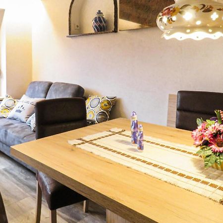 Amazing Apartment In Hinterweidenthal With Wifi Extérieur photo